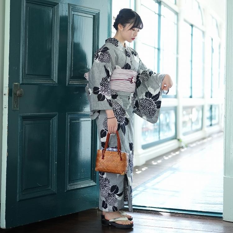 浴衣 レディース フリーサイズ 3点セット 浴衣 帯 下駄 グレー 黒 白 紫陽花 あじさい 注染 国産 アンティーク図案 浴衣セット 上品グレーに紫陽花 浴衣通販 Utatane 通販 Yahoo ショッピング