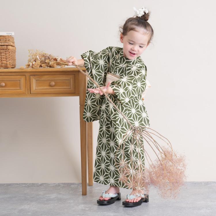 浴衣 子供 女の子 子供浴衣 3点セット 浴衣 帯 下駄 レトロモダン系 浴衣 セット 麻の葉 緑系 深緑 オリーブ 渋色 古典柄 あさのは かわいい 浴衣通販 Utatane 通販 Yahoo ショッピング