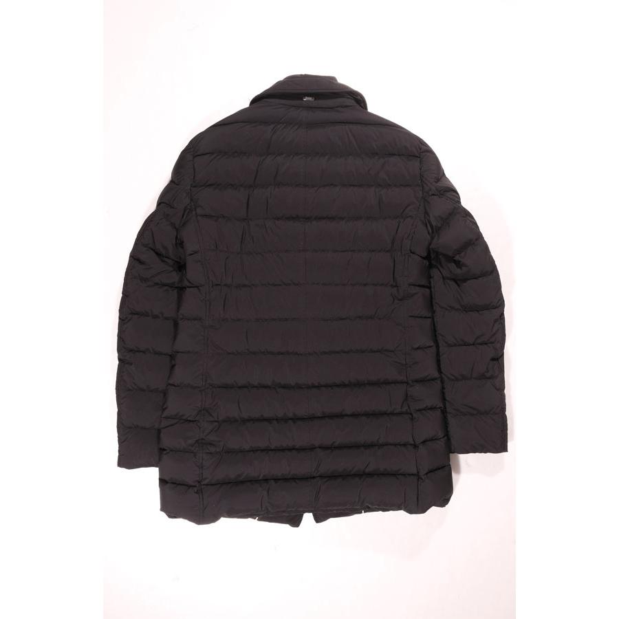 Herno ブラック ダウンジャケット 46