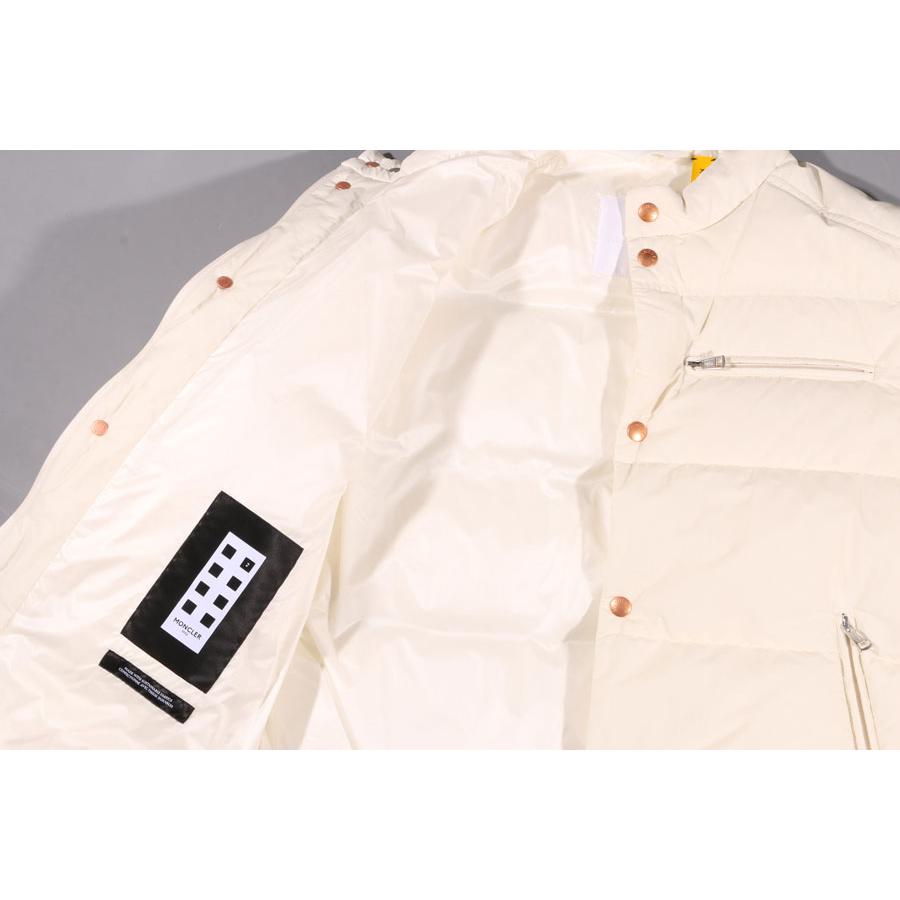 Moncler（モンクレール） ダウンジャケット BEARDMOR ホワイト 2 30207 【W30207】の画像