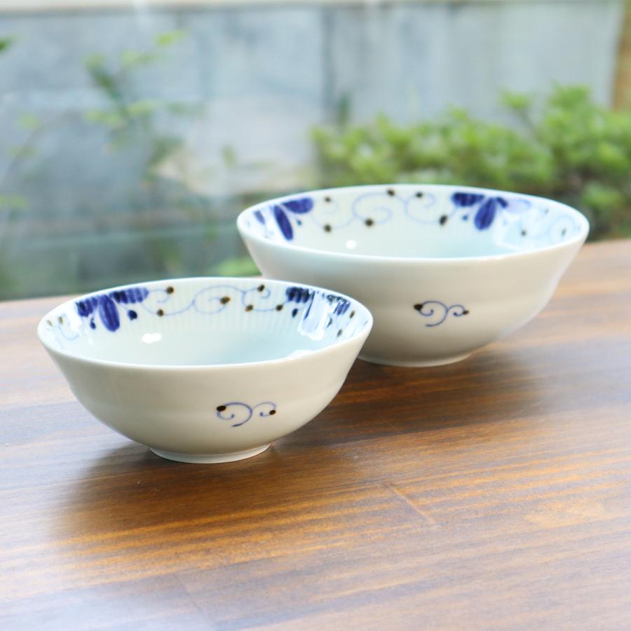 有田焼 しのぎボウル 染付花点紋 小 : 有田焼 器の華 まるふく - 通販