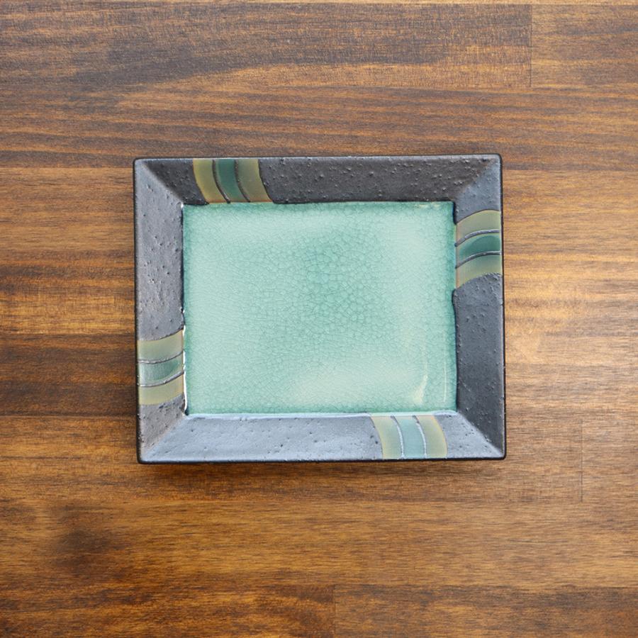 長期在庫品SALE】有田焼 二色帯抜ヒワ青磁角渕焼皿 : 有田焼 器の華