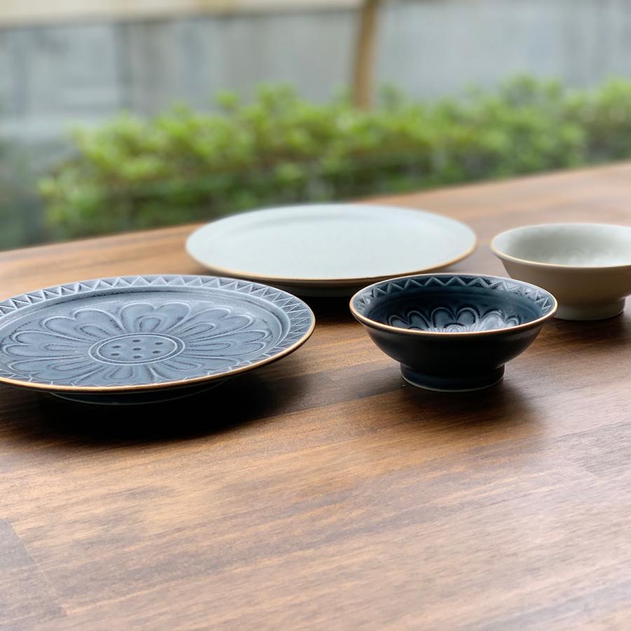 有田焼 渕金天平瓦マット釉5.5寸皿（ルリ・白） : 有田焼 器の華 まる