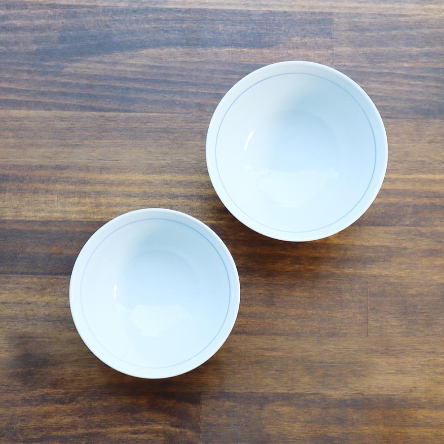 有田焼 お茶碗 青海波花絵（緑・赤） : 有田焼 器の華 まるふく - 通販