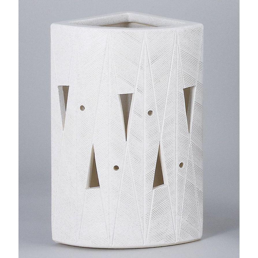 信楽焼傘立て 白彫透かし 高さ47cm 白マット透し彫扇型傘立 （信楽焼