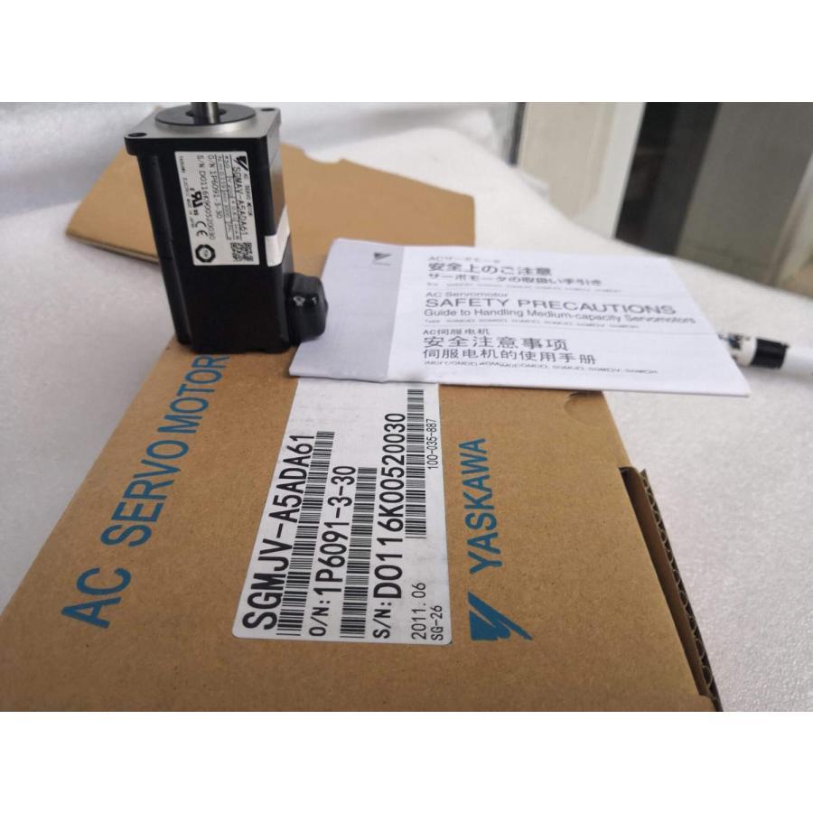 新品 SGMJV-A5ADA61 50W 3000r/min 230 V ストレート、キー、タップ  6ヶ月保証