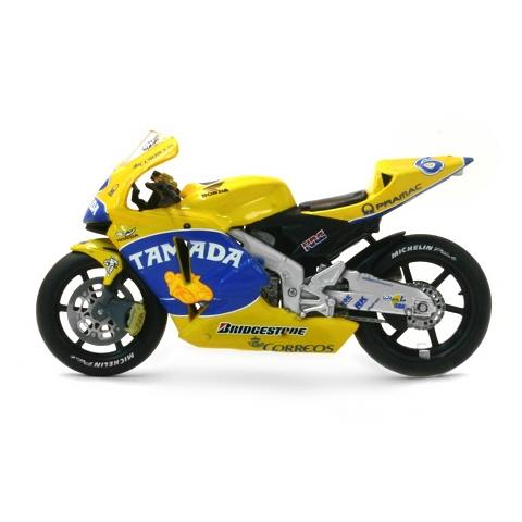 ホンダ（HONDA） RC211V No6 『Camel Honda』 2004 MotoGP (1/24 ixo