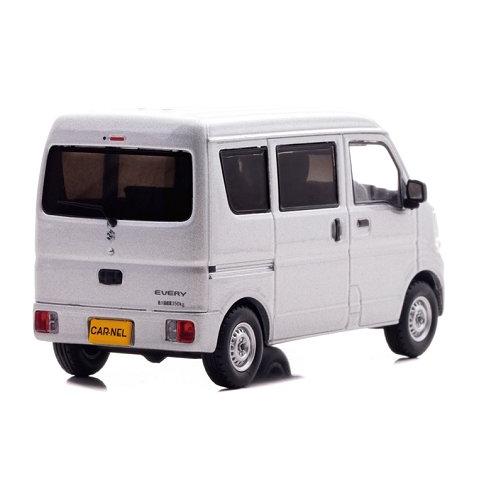 スズキ エブリイ (DA17V) 2001 シルキーシルバーM  （1/43 カーネルCN432102）の画像