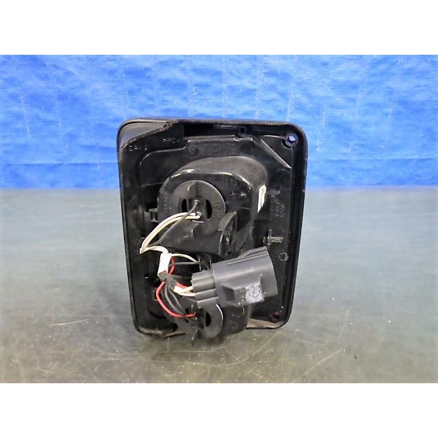 A032 ジープ ラングラー JK36 右テール 55078146AF VENTRA 62694 A032 ジープ ラングラー JK36 右テール 55078146AF VENTRA 62694
