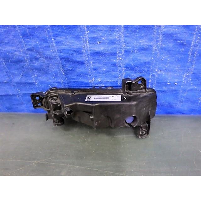 S095 BMW 1続きもの F40 右蒸気霧 LED 63.17-8 089 526-06 点灯差しゆるす 美品