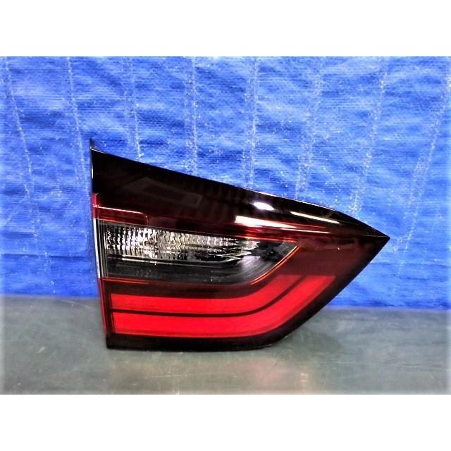 【美品】フィット GR系 左内側テール W4764 S434 フィット GR3 GR4 GR6 GR8 左テール 内 LED W4764 T 美品 : V