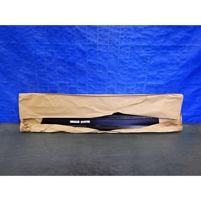 だ*け様 新品】モデリスタ 右側サイドスカート 30系 後期アルファード／ヴェル G071 アルファード ヴェルファイア 30 モデリスタ 右 スライドドア