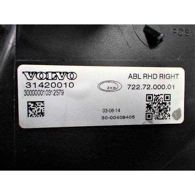 1023 ボルボ V40 前期 右ライト HID 31420010 良品 : V TRUST - 通販