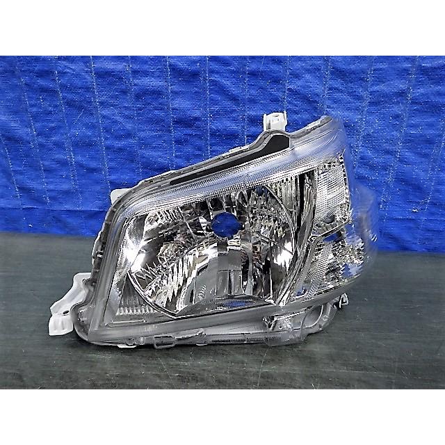 ハイゼットカーゴ　左ヘッドライト 本体 81150-B5160 S331V 4022 ハイゼット S321V S331V 後期 左ライト ハロゲン 1969 81150
