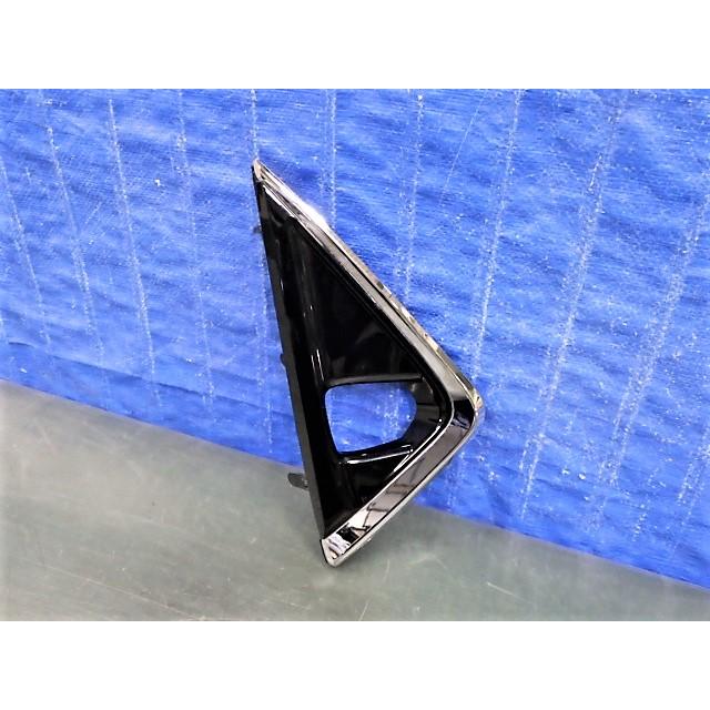 S1243 アルファード 30 後期 G X 右フォグカバー 52030-58170/180/290