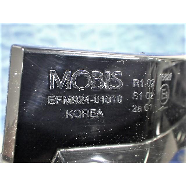 K1052 デリカ D5 D:5 CV1W 後期 左テール EFM924-01010 8330B-137 美品の画像