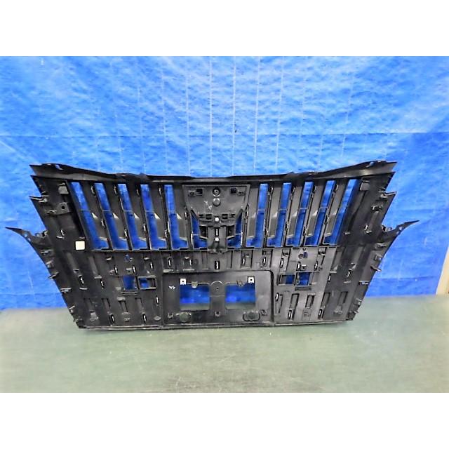 L015 エスクァイア ZRR80G ZWR80G 後期 グリル 53115-28130 : V TRUST