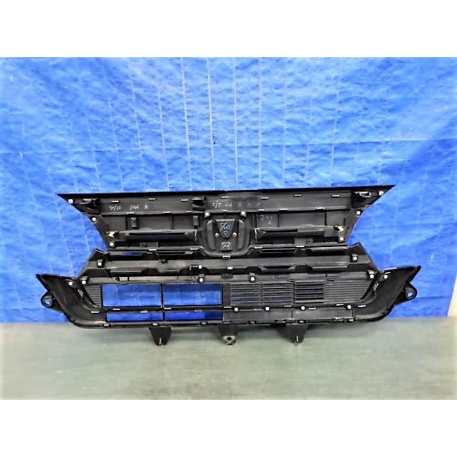 JF3  N-BOXカスタムフロントグリル　71121-TTCY-J210-M1 即決 N-BOX カスタム JF3 JF4 後期 ホンダ 純正 フロント グリル 71121