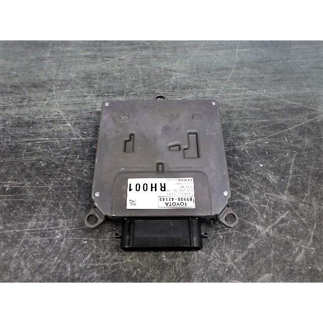 A181 ラブ4 RAV4 50 後期 右 ライト LED コンピューター 89908-42140
