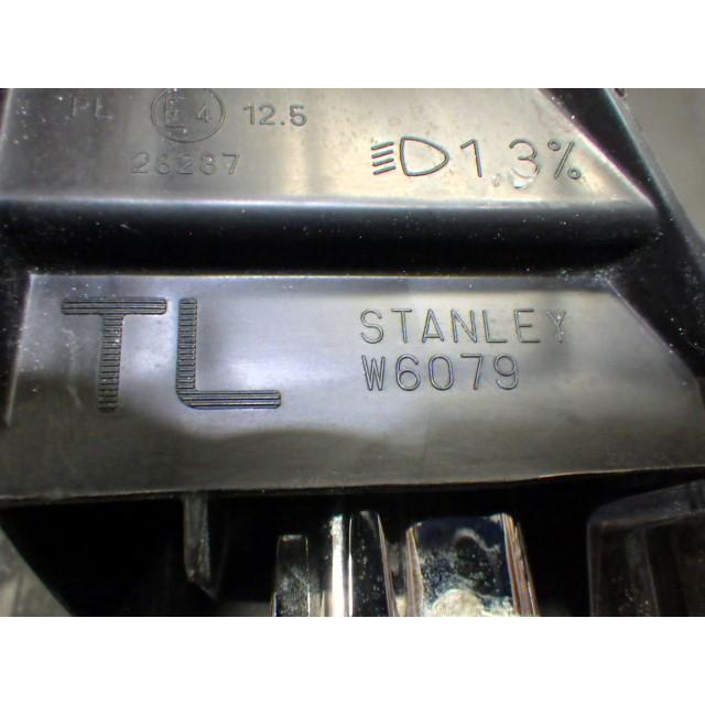 2058 ワゴンRスマイル MX81S MX91S 右ライト LED W6079 美品 : V TRUST