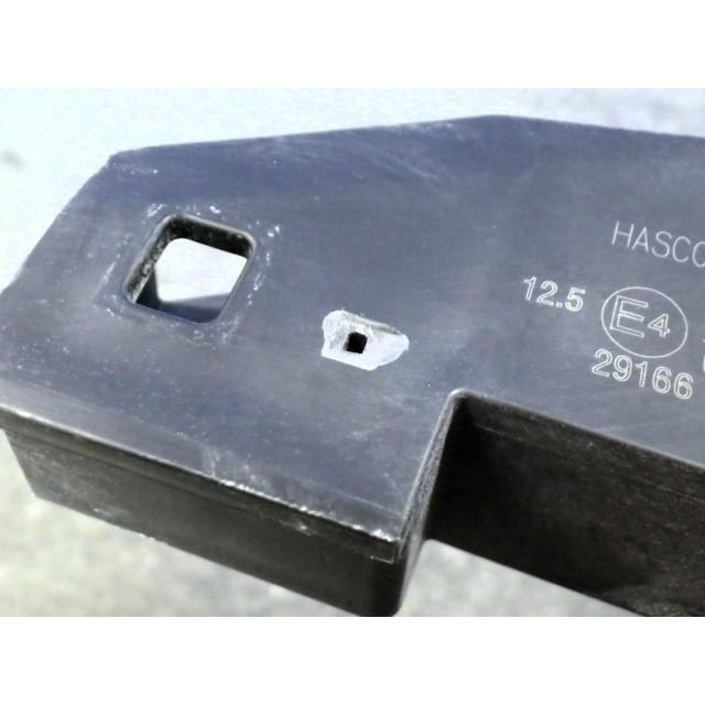 2301 カローラクロス ZSG10 ZVG11 ZVG15 左ライト LED 16-177 Z 美品 
