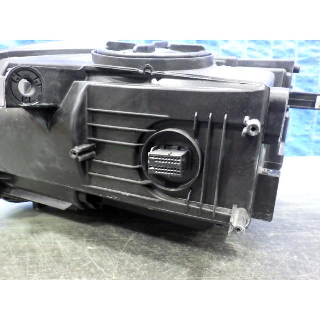 3107 MINI ミニ クロスオーバー F60 前期 右ライト LED A8 7494804-02