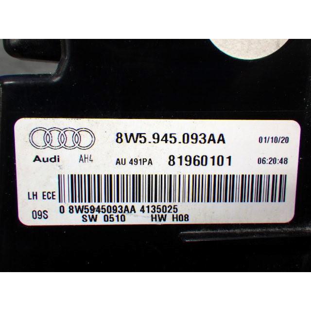 A089 アウディ A4 B9 8W 後期 左テール 内 LED 8W5.945.093.AA 美品