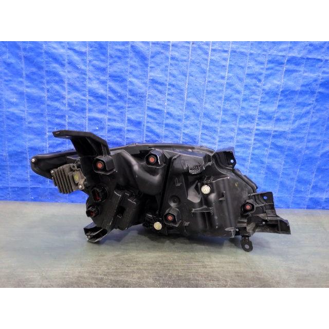 28 日産 セレナ 左側 純正 ヘッドライト 100-2379Y 打刻:E 3471 セレナ C28 左ライト LED 100-2379Y E レンズ美品 : V TRUST