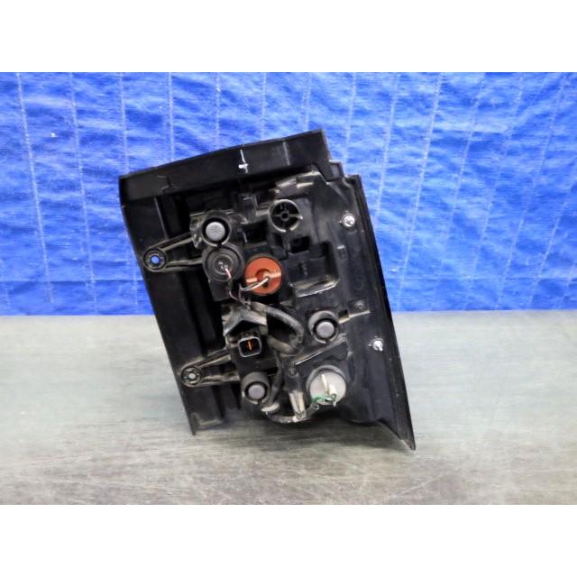 K410 デリカ D5 D:5 CV1W 後期 左テール EFM924-01010 8330B-137 美品の画像