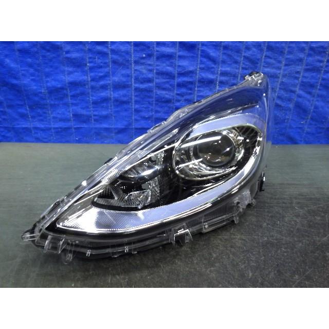 2396 アクア NHP10 後期 左ライト ハロゲン 52-312 Y 美品 : V