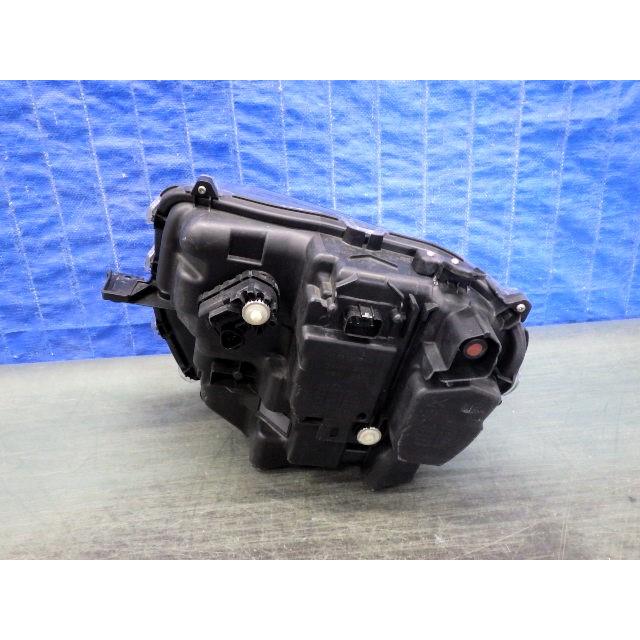 1245　タントカスタム　LA650S　LA660S　右ライト　LED　100-69075　美品_1