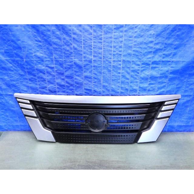 L092 NV350 キャラバン E26 後期 最終型 標準 グリル 62310 5YJ0A