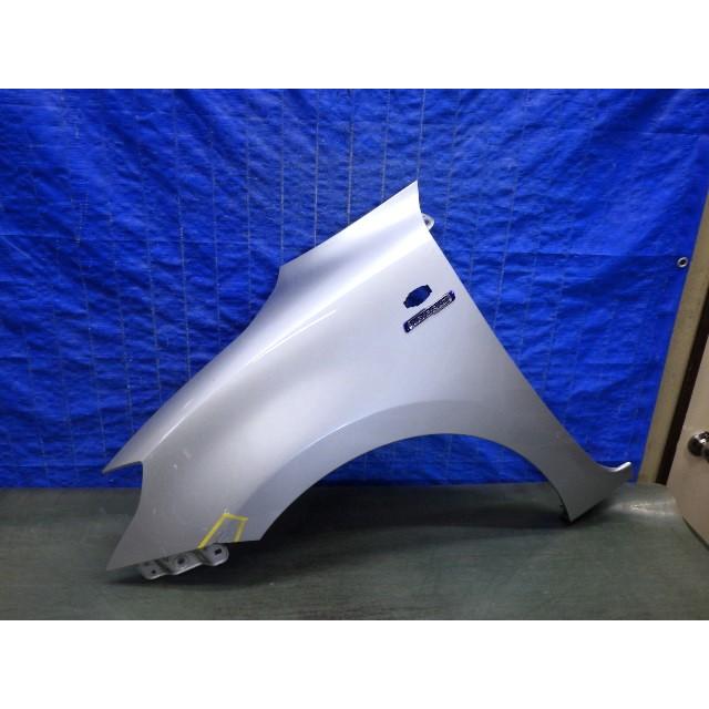 F102 スイフト ZC13S ZC43S ZC53S ZD53S ZC83S 左フェンダー : V TRUST
