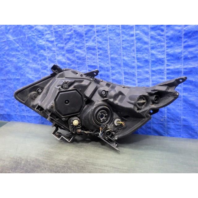 1079 ヴォクシー ZRR80W 前期 煌 キラメキ 右ライト LED 28-229 81110-28G01 A 美品の画像