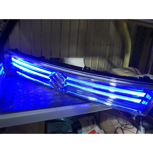 mh44s フロントグリル　ブルーイルミ L052 ワゴンR スティングレー MH44S 後期 グリル LED
