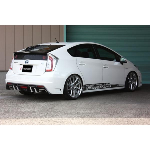 V-VISION プリウス30系 リアバンパースポイラー（マフラーカッター別