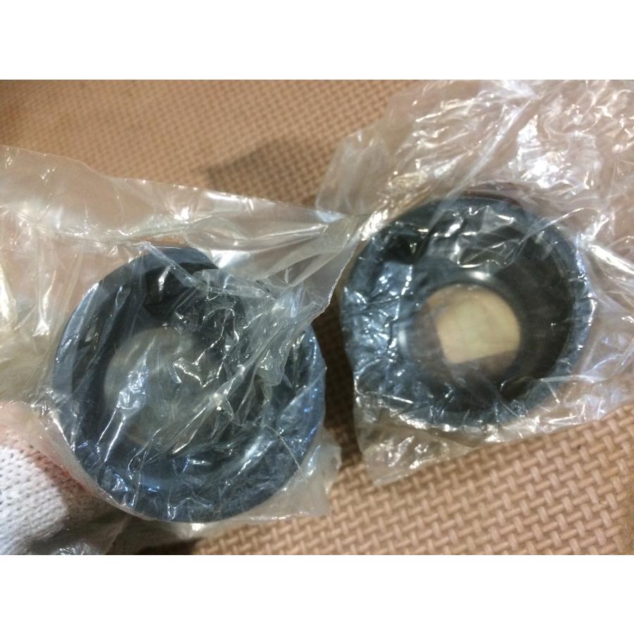 専用です。 GT380他 フロントフォークダストシール2個 51571-37310 未使用 純正