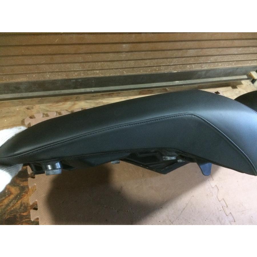 BMW K1600B 純正シート 52538566605の画像