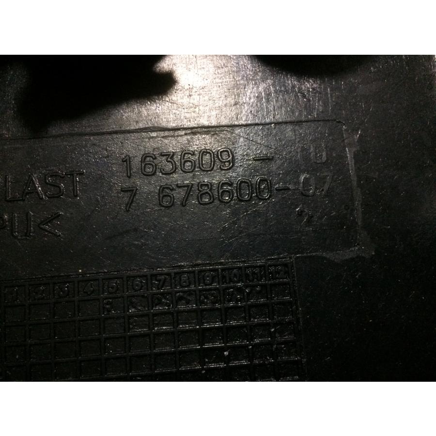 BMW F800S シート 163609-10 純正の画像