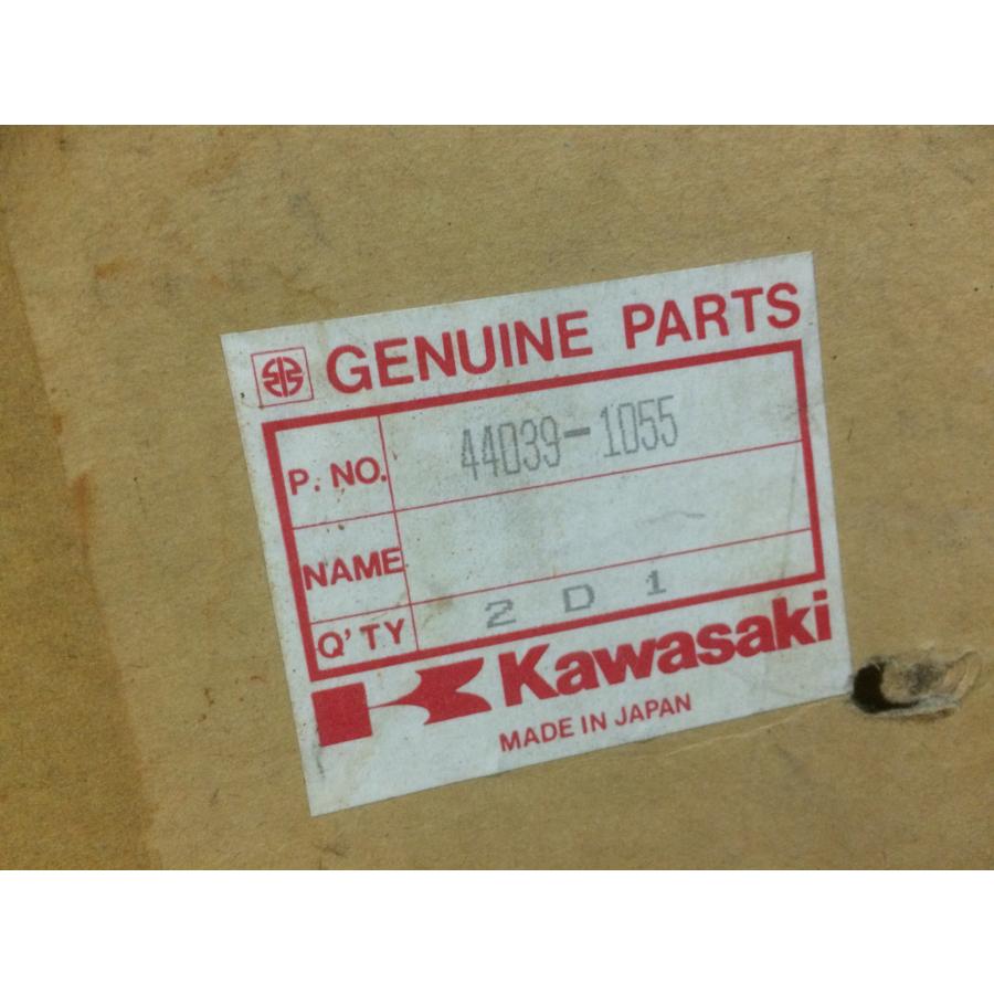Z400GP GPz550 トップブリッジ 44039-1055 未使用 純正 : fabric