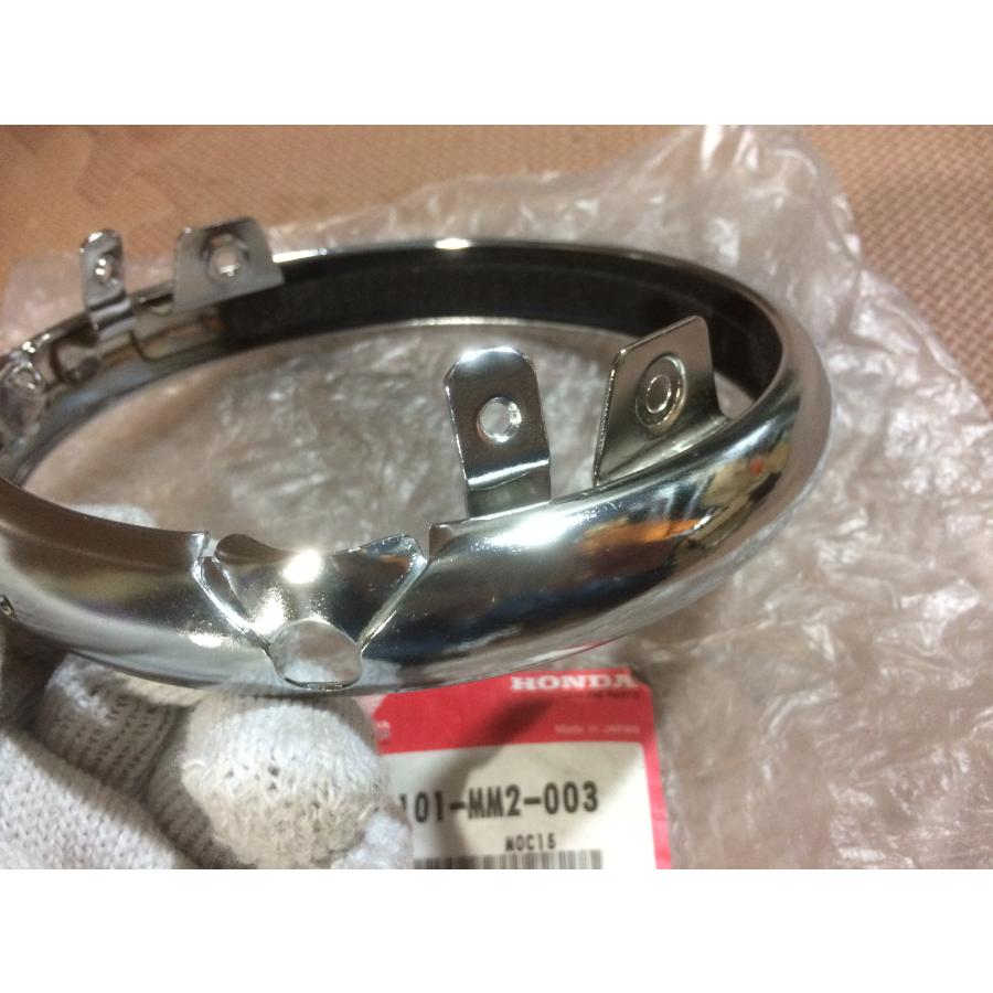 せ スティード400他 ヘッドライトリム 33101-MM2-003 未使用 純正