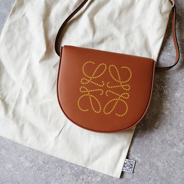 割引 LOEWE ヒールバッグ カーフスキン タン asakusa.sub.jp