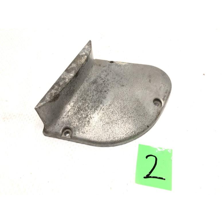 GT750 スプロケットカバー ☆後期 B5 used 130728YW B】 ☆単体(B066) (2) フロント スプロケットカバー GT750B☆スズキ 旧