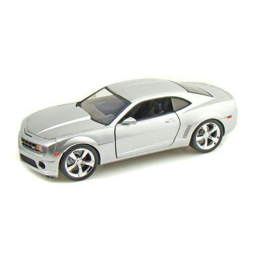 2010シェルビーカマロSS ダイキャストカー 2010 シェビー カマロ SS シルバー 1/24 : バリュー