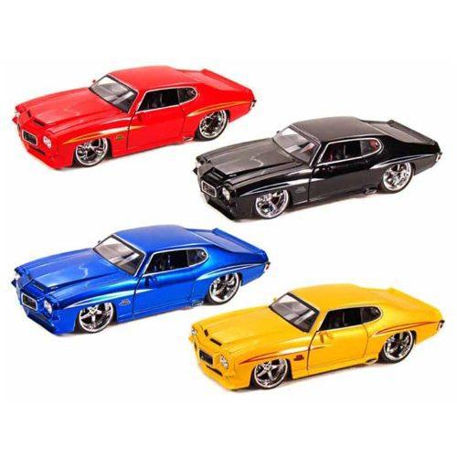 ダイキャストカー 1971 ポンティアック GTO Judge Mass 4台セット 1/24
