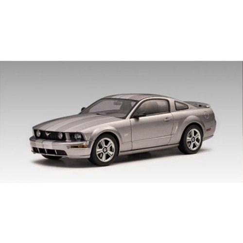 ダイキャストカー 2005 フォード マスタング GT タングステンシルバー/グレーストライプ