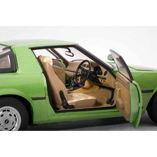 ダイキャストカー マツダ RX-7 サバンナ グリーン 1/18