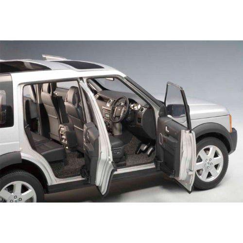 【〜6/6まで出品】 ダイキャストカー 2005 ランドローバー ディスカバリー3 シルバー 【QGW8301581478】(30200円)