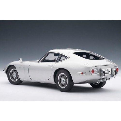 First 18 1/18 TOYOTAトヨタ2000 GT クーペ２台セット ダイキャストカー トヨタ 2000 GT クーペ アップグレード