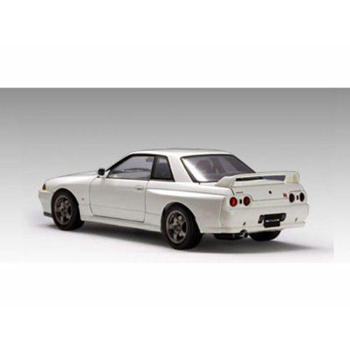 日産 スカイライン GT-R リバティーウォーク 1/18 ホワイト 日産 スカイライン GT-R リバティーウォーク 1/18 ホワイト ミニカー